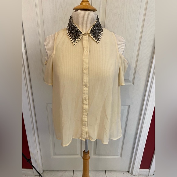 Lush cold shoulder blouse with glittered collar off white Size M - Picture 2 of 7